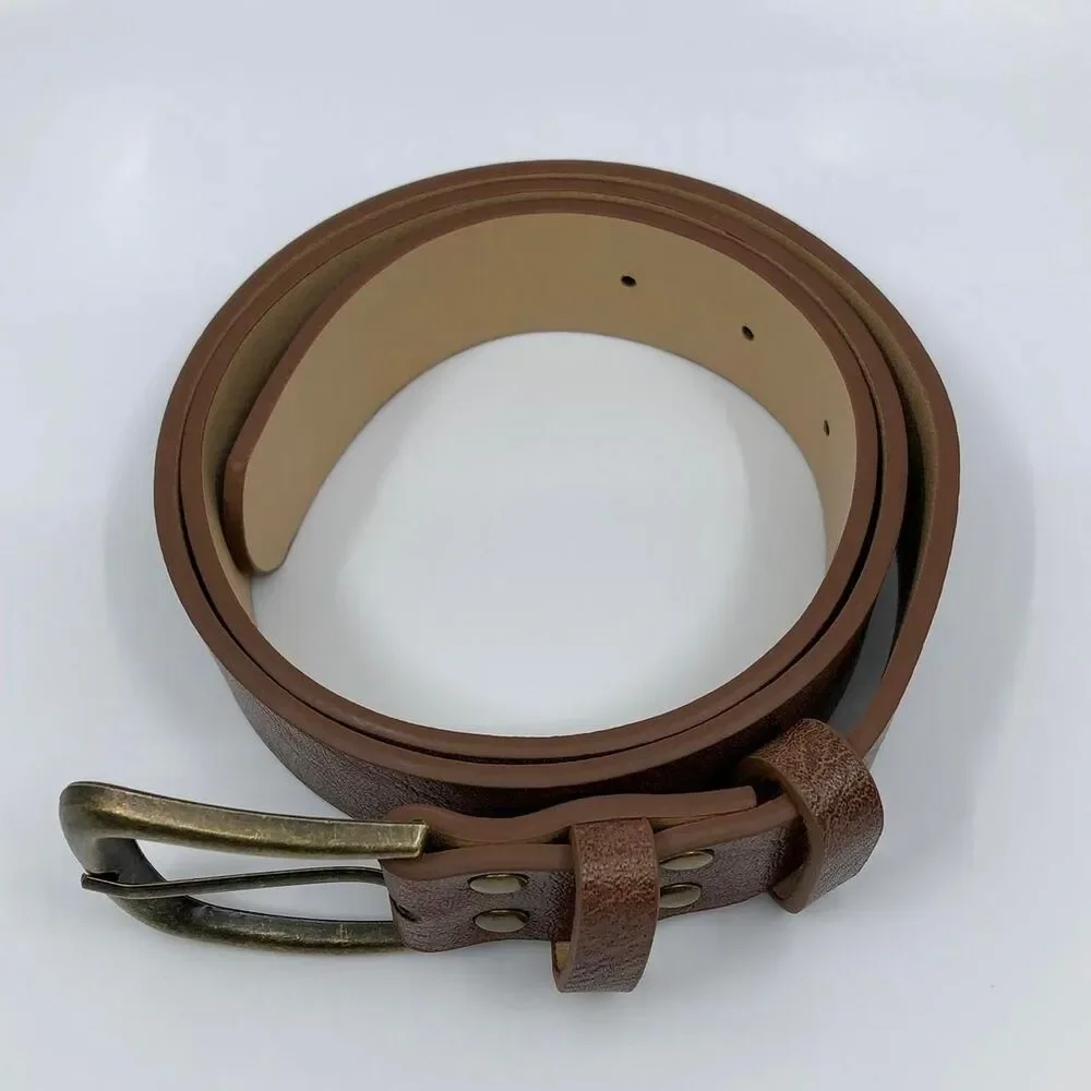 Women’s Brown Belt w/ Antique Brass Buckle, 23.5-34 Inches, X7G9A752